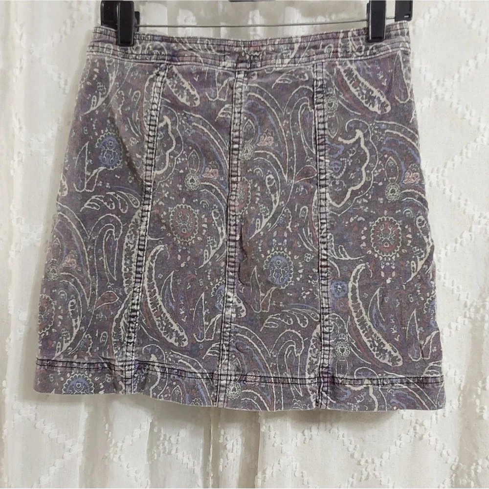 Knox Rose Womens Size 6 Paisley Corduroy Button Front Mini Skirt Purple Gray